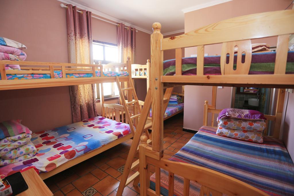 Dunhuang 8090 Guest House Екстер'єр фото