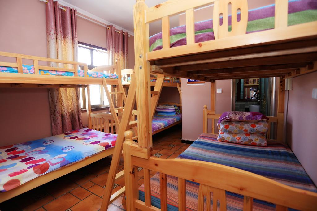 Dunhuang 8090 Guest House Екстер'єр фото